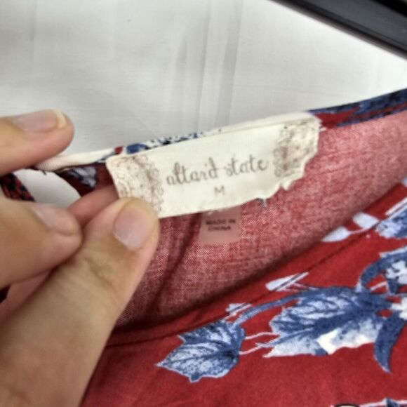 Altar'd State Women's  Size Medium Red Floral Ruffle Blouse Bell Sleeve Tie Neck - Picture 5 of 7